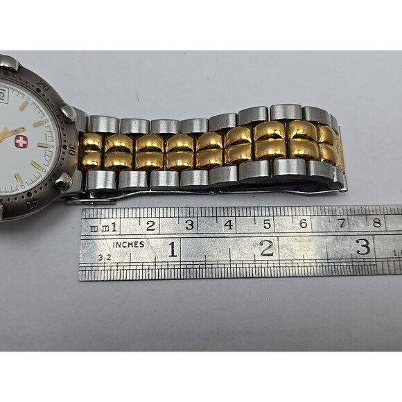 Swiss Military Quartz Watch Date New Battery 38mm Gold Silver Two Tone 5ATM WR - Picture 9 of 11
